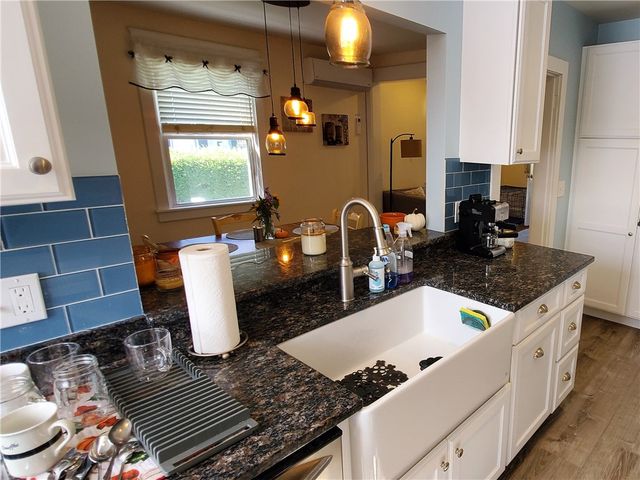 18 Palmer Street, Newport, RI 02840