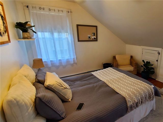 18 Palmer Street, Newport, RI 02840