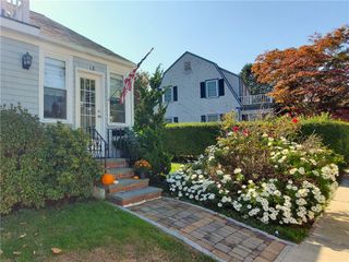 18 Palmer Street, Newport, RI 02840