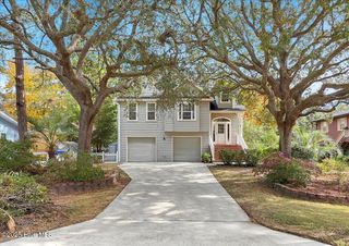 102 SW 11th Street, Oak Island, NC 28465