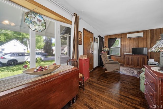 248 Esther Street, Manlius, NY 13116