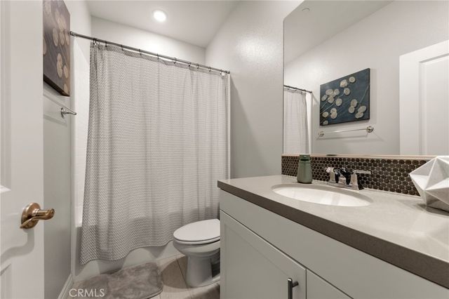 17879 S Upton, Carson, CA 90746