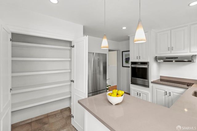 327 Caselli Avenue, San Francisco, CA 94114