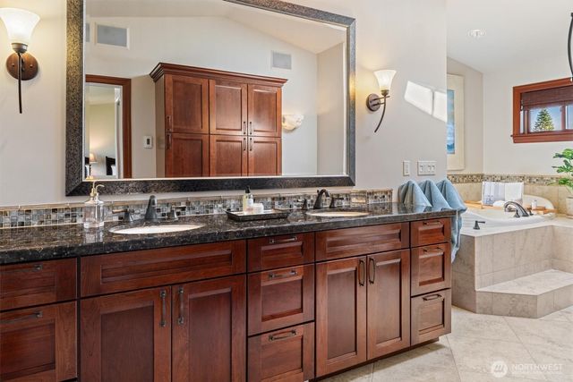 9630 219th Street SW, Edmonds, WA 98020