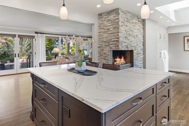 9630 219th Street SW, Edmonds, WA 98020