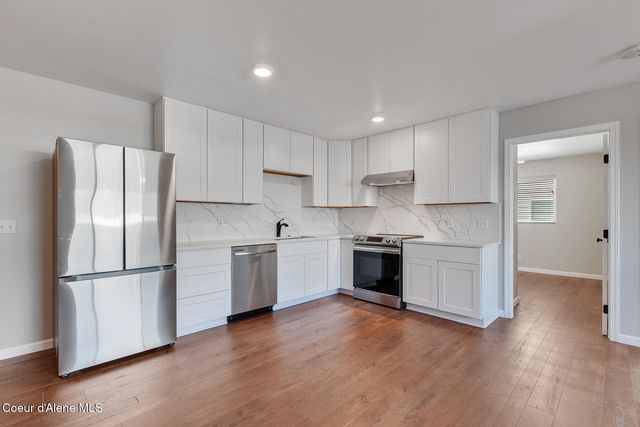 1313 N Division Ave, B, Sandpoint, ID 83864