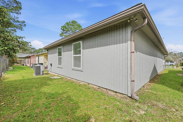 5 Kelly Way, Valparaiso, FL 32580