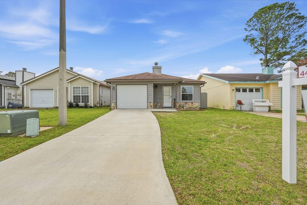 5 Kelly Way, Valparaiso, FL 32580