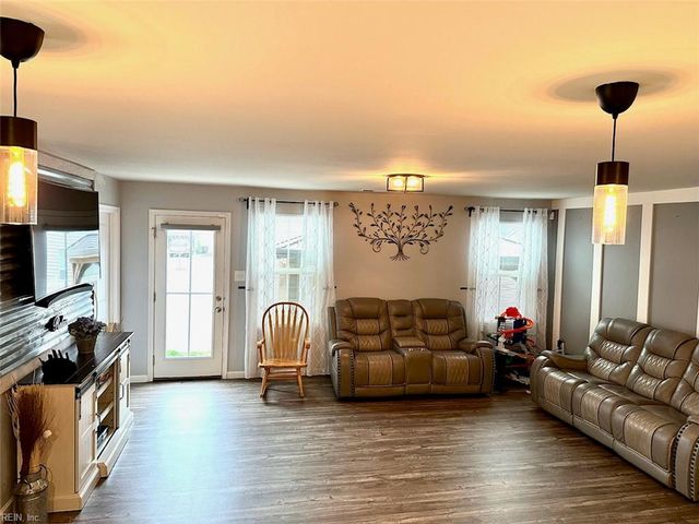 1115 Marquis PW, Williamsburg, VA 23185