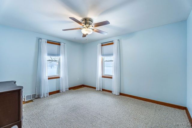 5848 Shawnee Road, Cambria, NY 14132