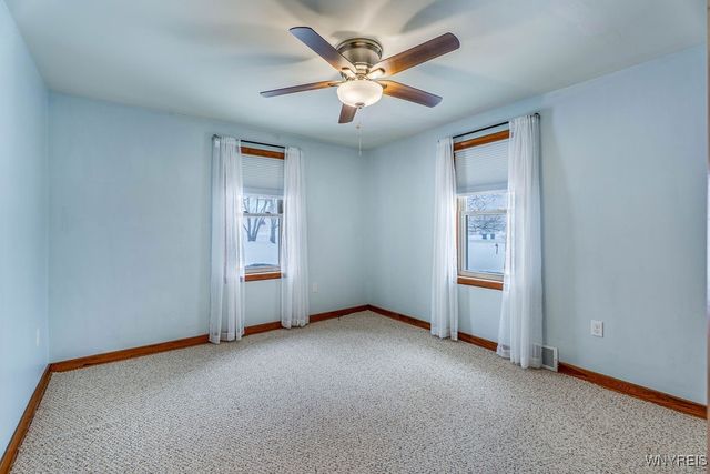 5848 Shawnee Road, Cambria, NY 14132