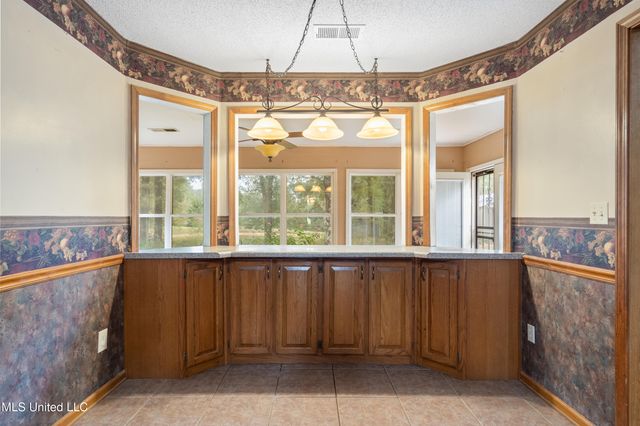 1250 Robertson Road, Hernando, MS 38632