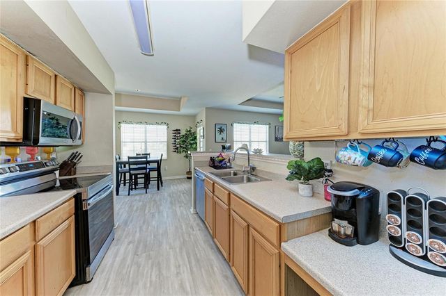 1130 VILLAGIO CIRCLE 201, Sarasota, FL 34237