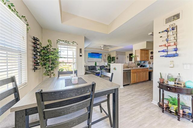 1130 VILLAGIO CIRCLE 201, Sarasota, FL 34237