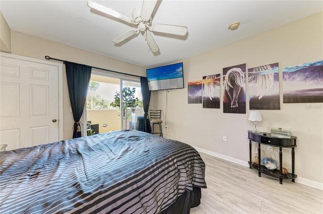 1130 VILLAGIO CIRCLE 201, Sarasota, FL 34237