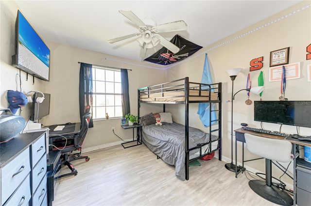 1130 VILLAGIO CIRCLE 201, Sarasota, FL 34237