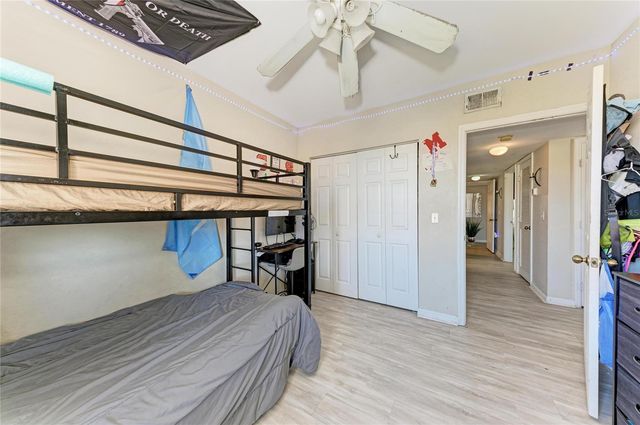 1130 VILLAGIO CIRCLE 201, Sarasota, FL 34237