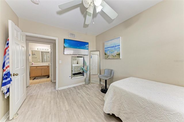 1130 VILLAGIO CIRCLE 201, Sarasota, FL 34237