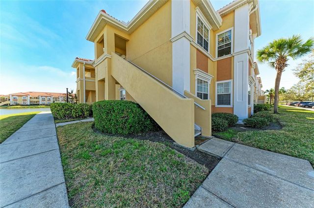 1130 VILLAGIO CIRCLE 201, Sarasota, FL 34237