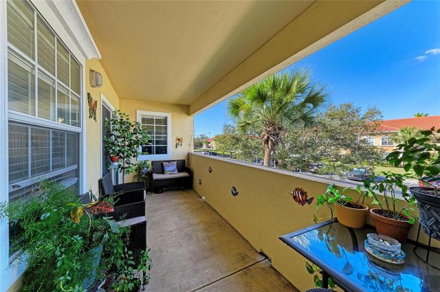 1130 VILLAGIO CIRCLE 201, Sarasota, FL 34237