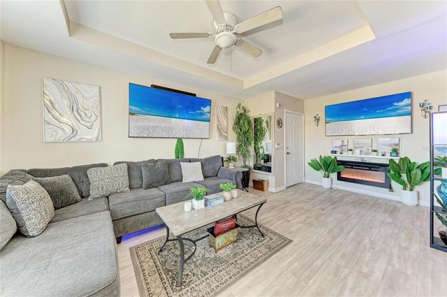 1130 VILLAGIO CIRCLE 201, Sarasota, FL 34237