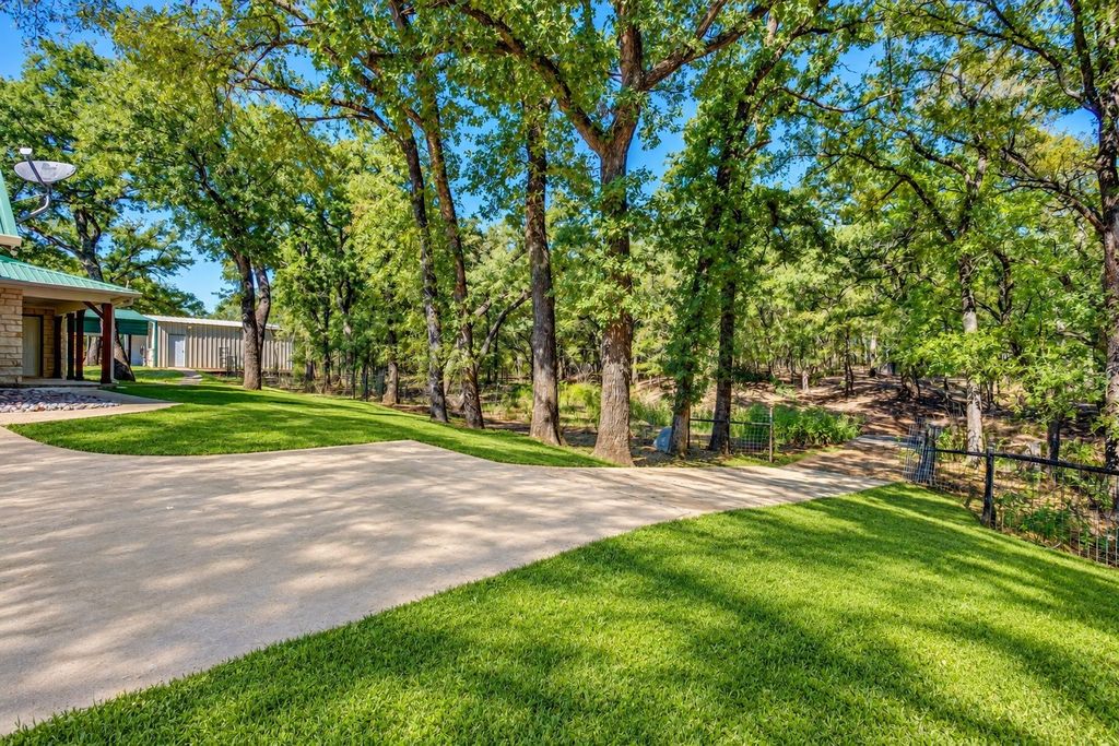 6201 E Fm 4, Grandview, TX 76050 — photo 5