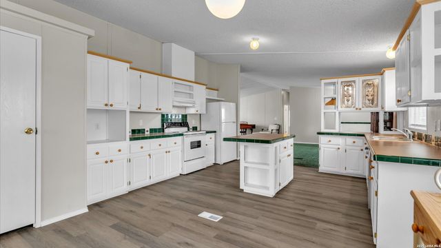 3457 S FOSTER RD, San Antonio, TX 78222