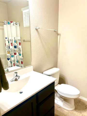6843 Kayser Mill Road NW, Albuquerque, NM 87114