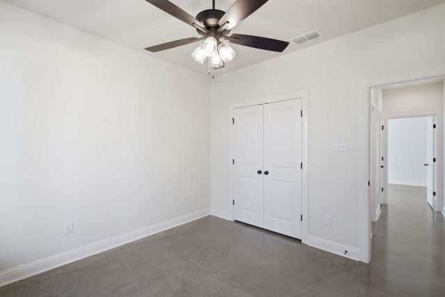 209 Waterford Drive, Weatherford, TX 76086