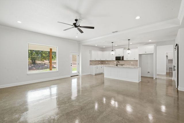 209 Waterford Drive, Weatherford, TX 76086