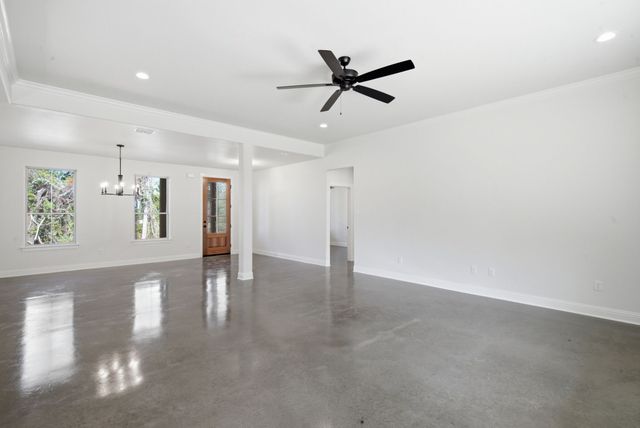 209 Waterford Drive, Weatherford, TX 76086