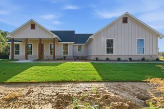 209 Waterford Drive, Weatherford, TX 76086