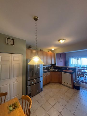 354 Aaron Lane, Bolingbrook, IL 60440