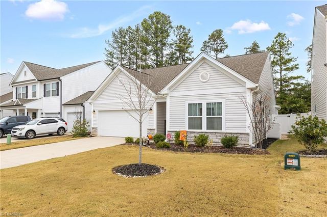 127 Centerpiece Drive, High Point, NC 27265