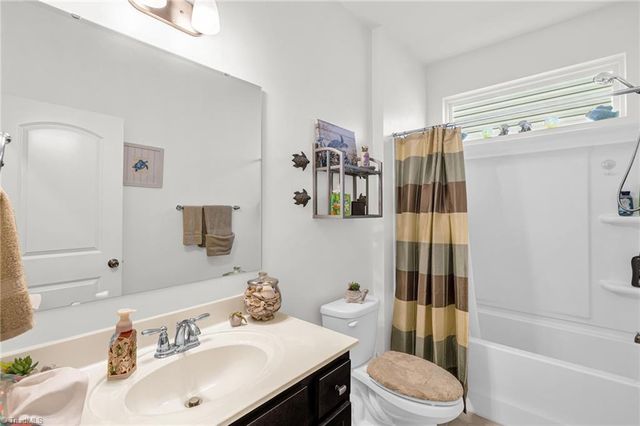 127 Centerpiece Drive, High Point, NC 27265