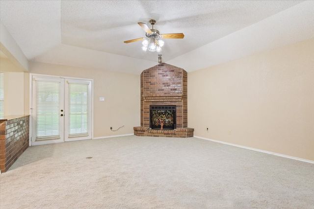 512 Dal Paso Drive, Robinson, TX 76706