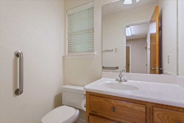 512 Dal Paso Drive, Robinson, TX 76706