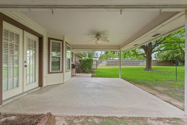 512 Dal Paso Drive, Robinson, TX 76706