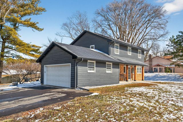 704 E 130th Street, Burnsville, MN 55337