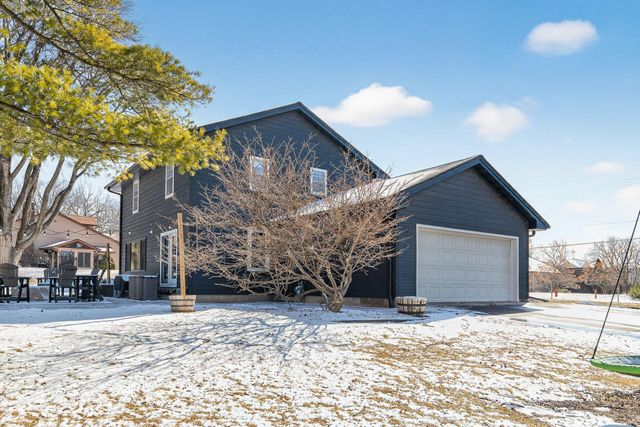 704 E 130th Street, Burnsville, MN 55337