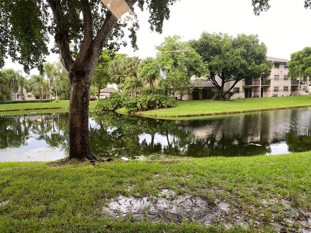 9981 Nob Hill Court 9981, Sunrise, FL 33351
