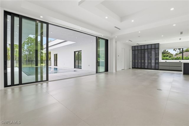 1388 Everglades BLVD N, Naples, FL 34120