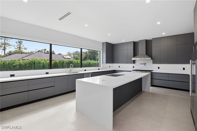 1388 Everglades BLVD N, Naples, FL 34120