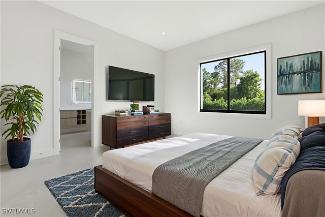 1388 Everglades BLVD N, Naples, FL 34120