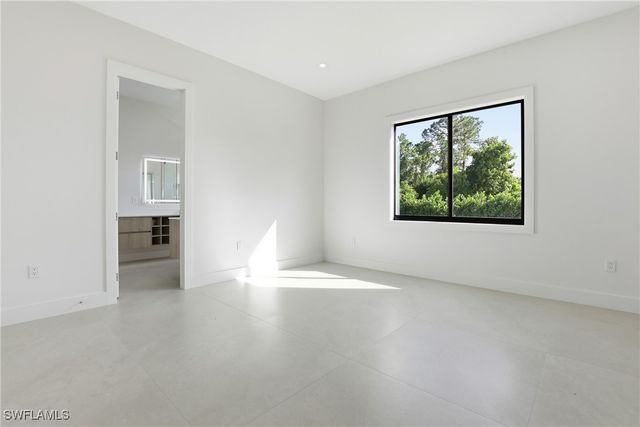 1388 Everglades BLVD N, Naples, FL 34120