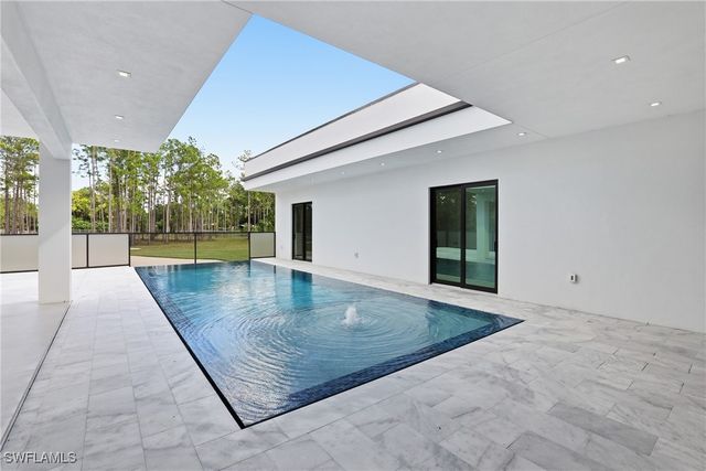 1388 Everglades BLVD N, Naples, FL 34120