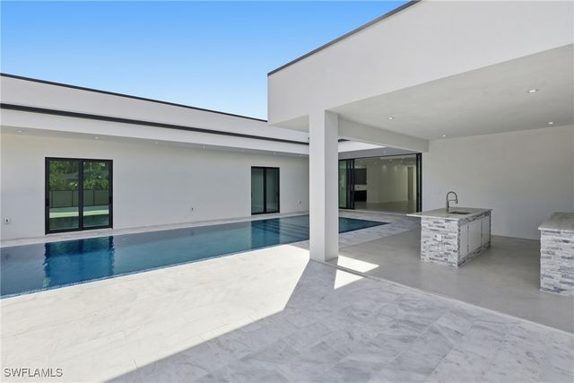 1388 Everglades BLVD N, Naples, FL 34120