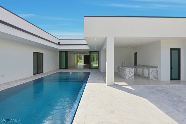 1388 Everglades BLVD N, Naples, FL 34120