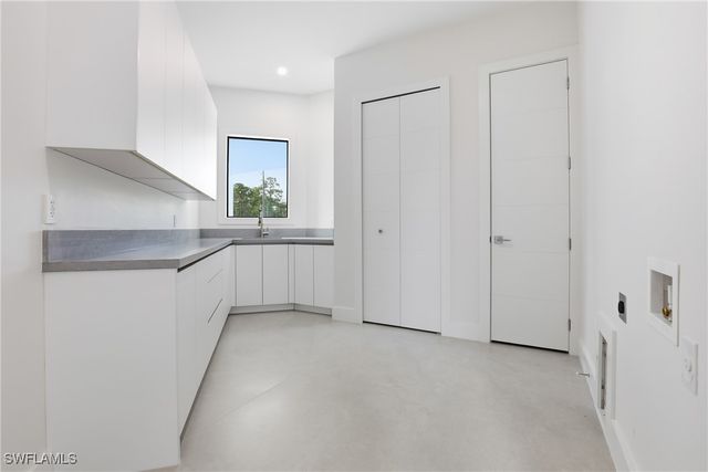 1388 Everglades BLVD N, Naples, FL 34120