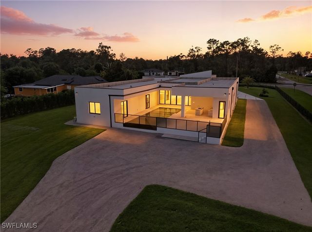 1388 Everglades BLVD N, Naples, FL 34120